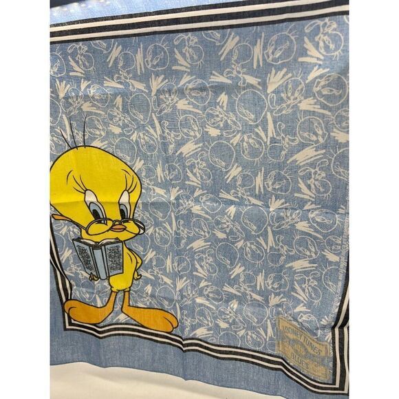 Vintage 1997 Warner Brothers Looney Tunes Tweety Bandana - Picture 3 of 4
